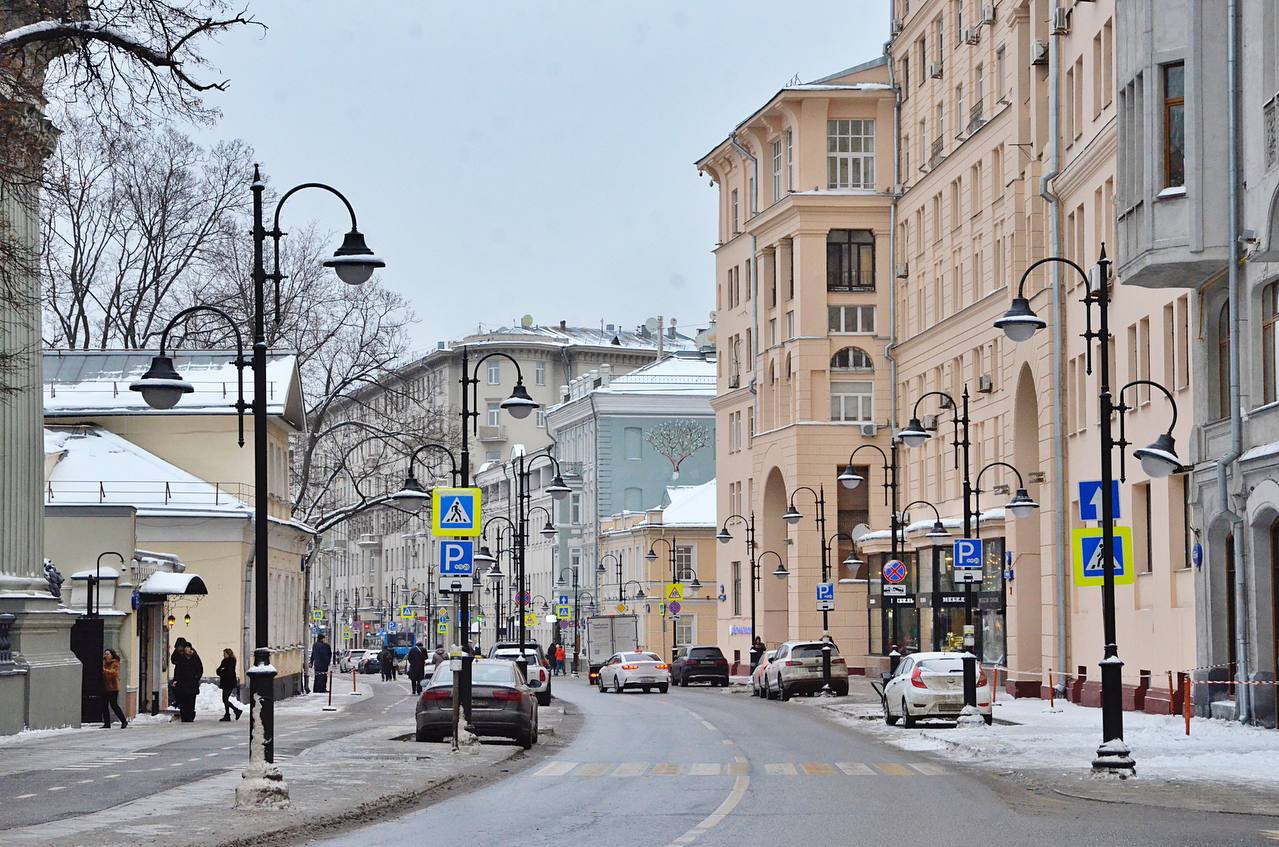 Около пяти тысячи городских и домовых указателей установят до конца этого года в Москве