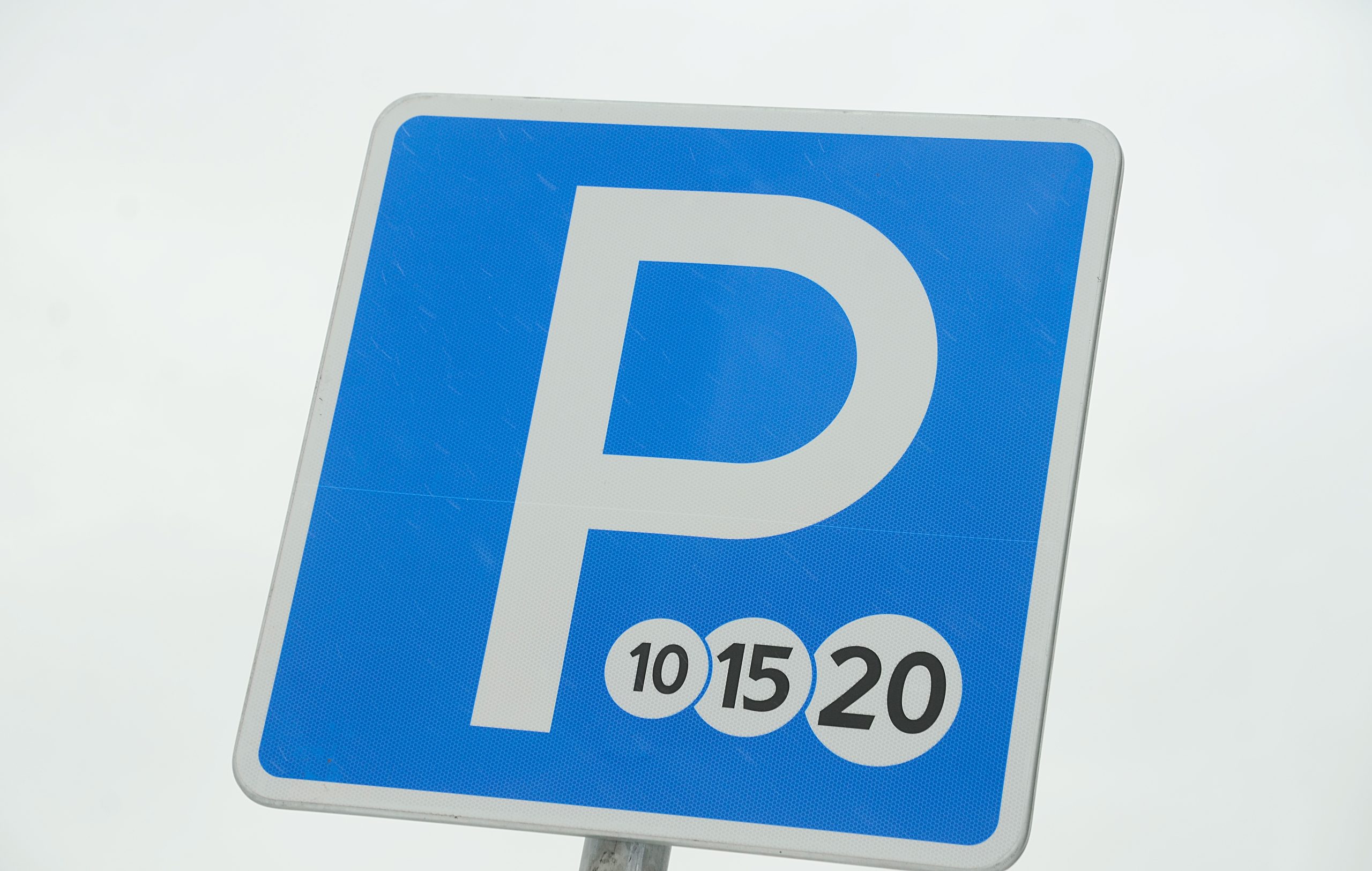 Бесплатная парковка будет возможна с 8 по 9 марта
