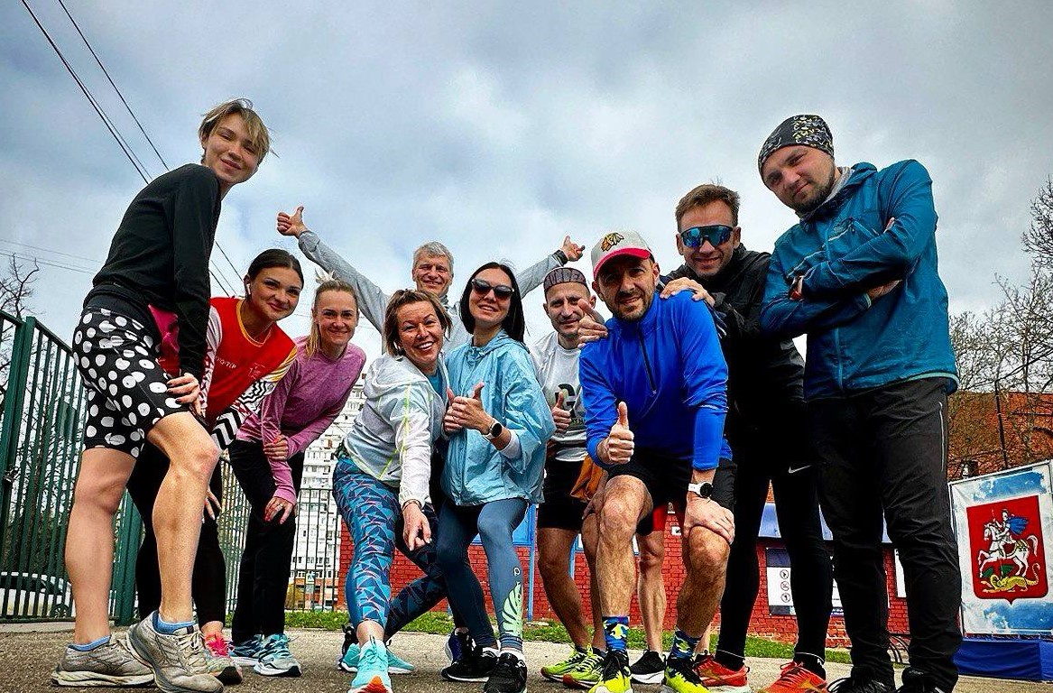 Спортсмены из Троицка стали призерами забега Love and Space Half Marathon 2024
