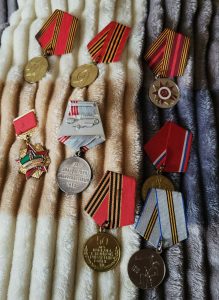 Почетные награды Валентины Александровны. Фото из личного архива