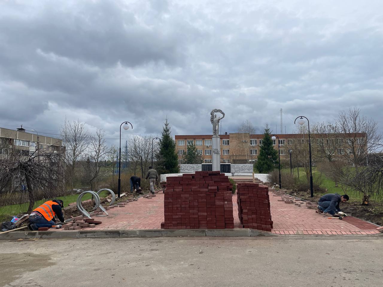 Памятник в поселении Михайлово-Ярцевское отремонтируют ко Дню Победы