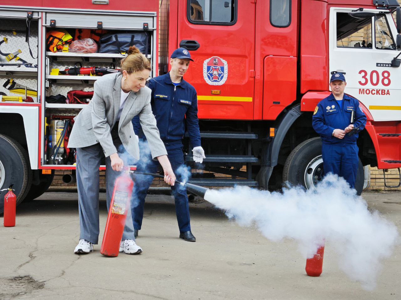 Пожарно-спасательный отряд №308 провел мастер-класс по безопасности в поселении Михайлово-Ярцевское