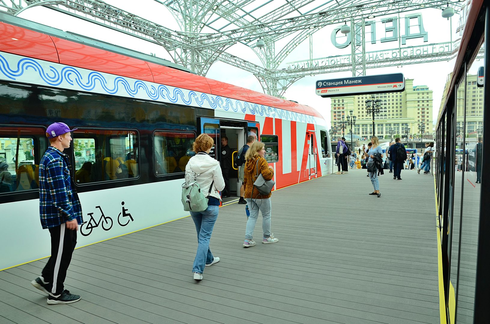 Порядка 93 процентов жителей столицы будут жить рядом с городским транспортом к 2030 году. Фото: Анна Быкова, «Вечерняя Москва»