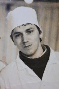Александр Васильевич Шаповалов во времена учебы в ветеринарной академии. Фото из личного архива