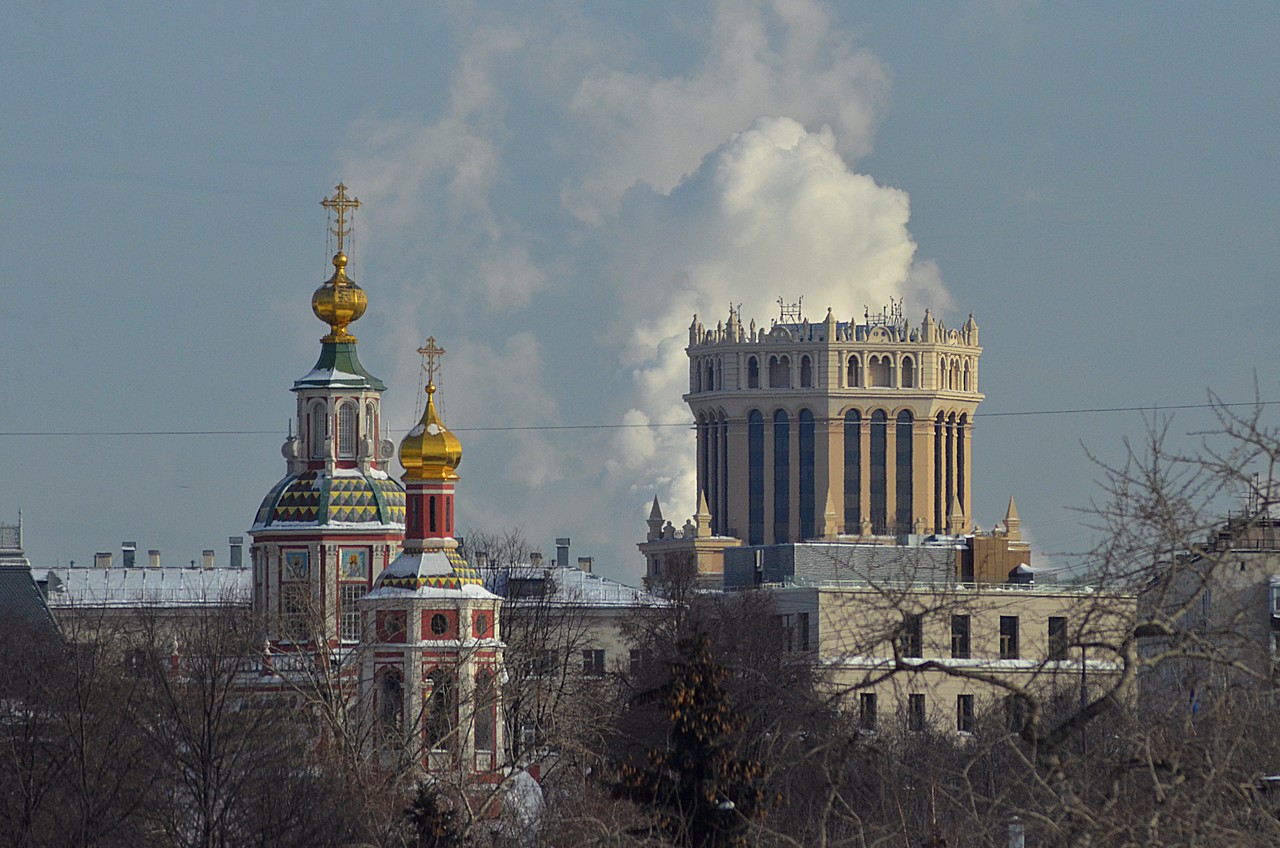 Переменная облачность без осадков ожидается в Москве 19 января