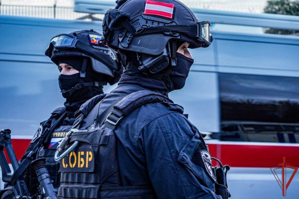 При поддержке спецназа Росгвардии задержан подозреваемый в незаконном хранении огнестрельного оружия, боеприпасов и взрывчатых веществ