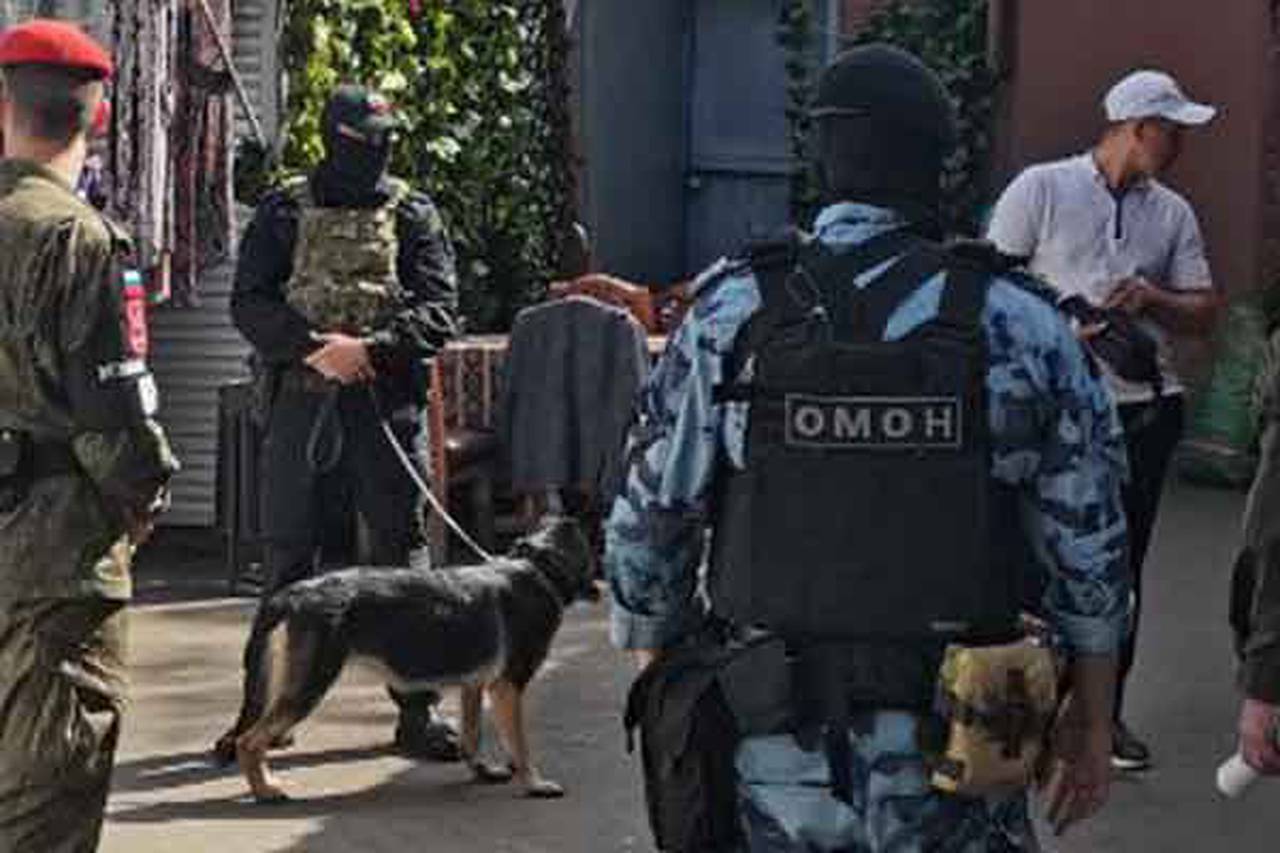 В Москве при силовой поддержке спецназа Росгвардии задержаны нарушители миграционного законодательства