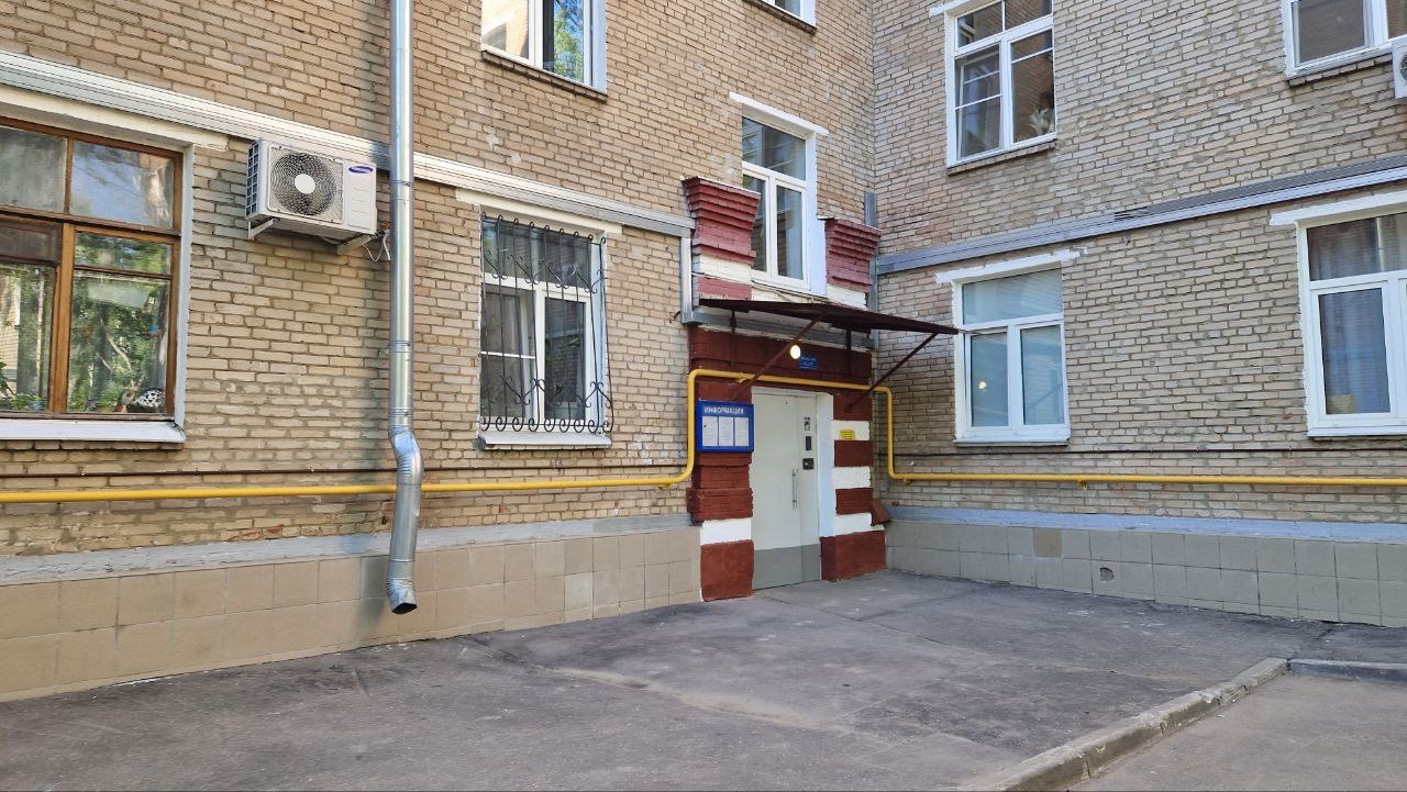 Косметический ремонт жилого дома провели в районе Бекасово