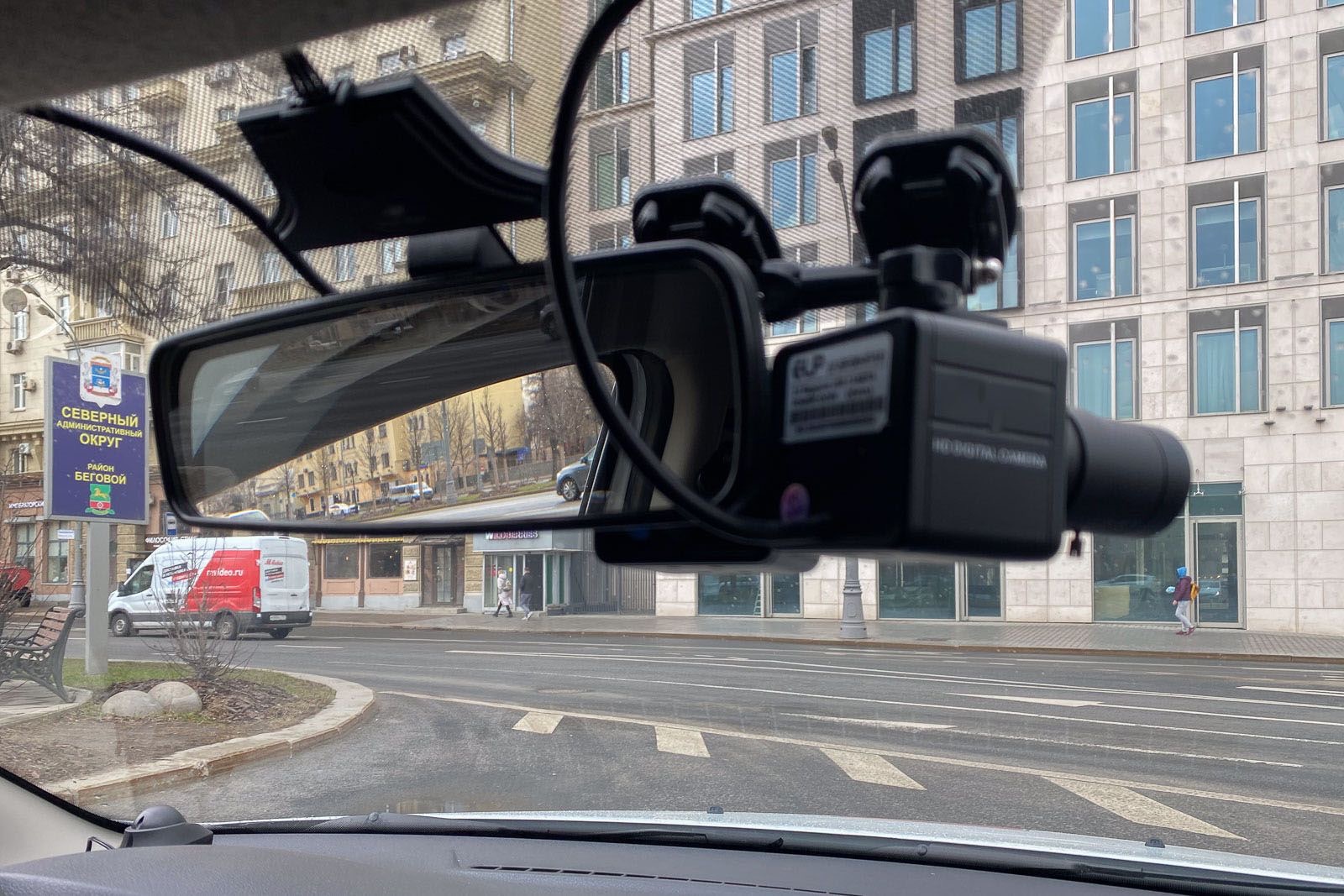 День работников дорожного хозяйства: как в столичной дорожной отрасли следят за погодными условиями