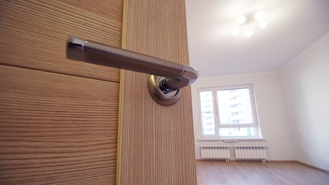 К осмотру квартир в новостройке по программе реновации приступили в Троицке