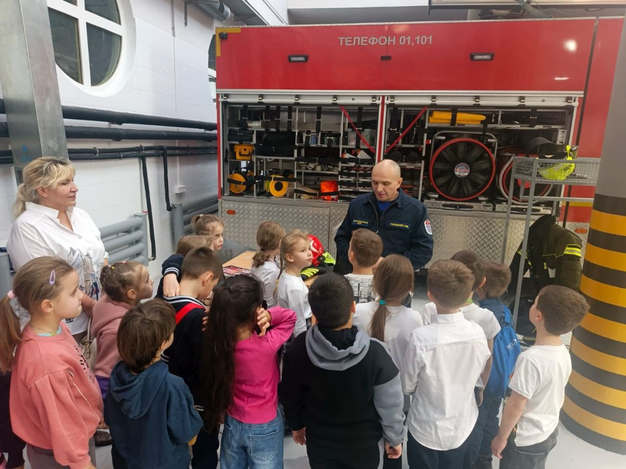 Первоклассники школы №1788 побывали в ПСО №206