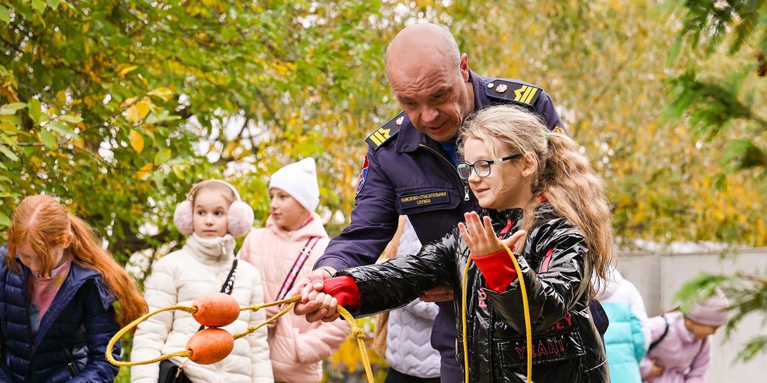 Свыше 600 познавательных экскурсий провели пожарные в столице