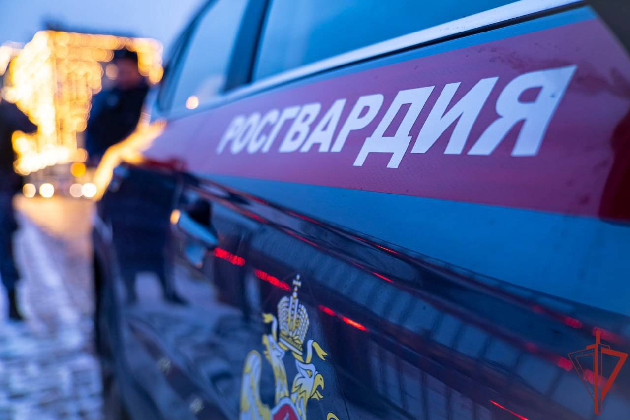 Столичные росгвардейцы пресекли дебош в хостеле