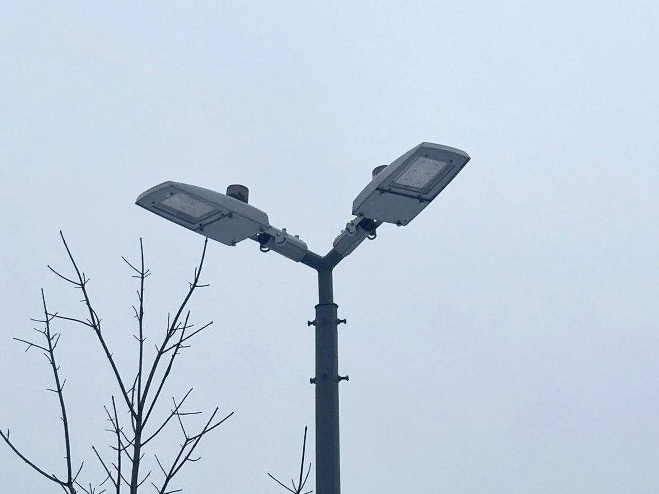 Уличное освещение модернизировали в районе Вороново