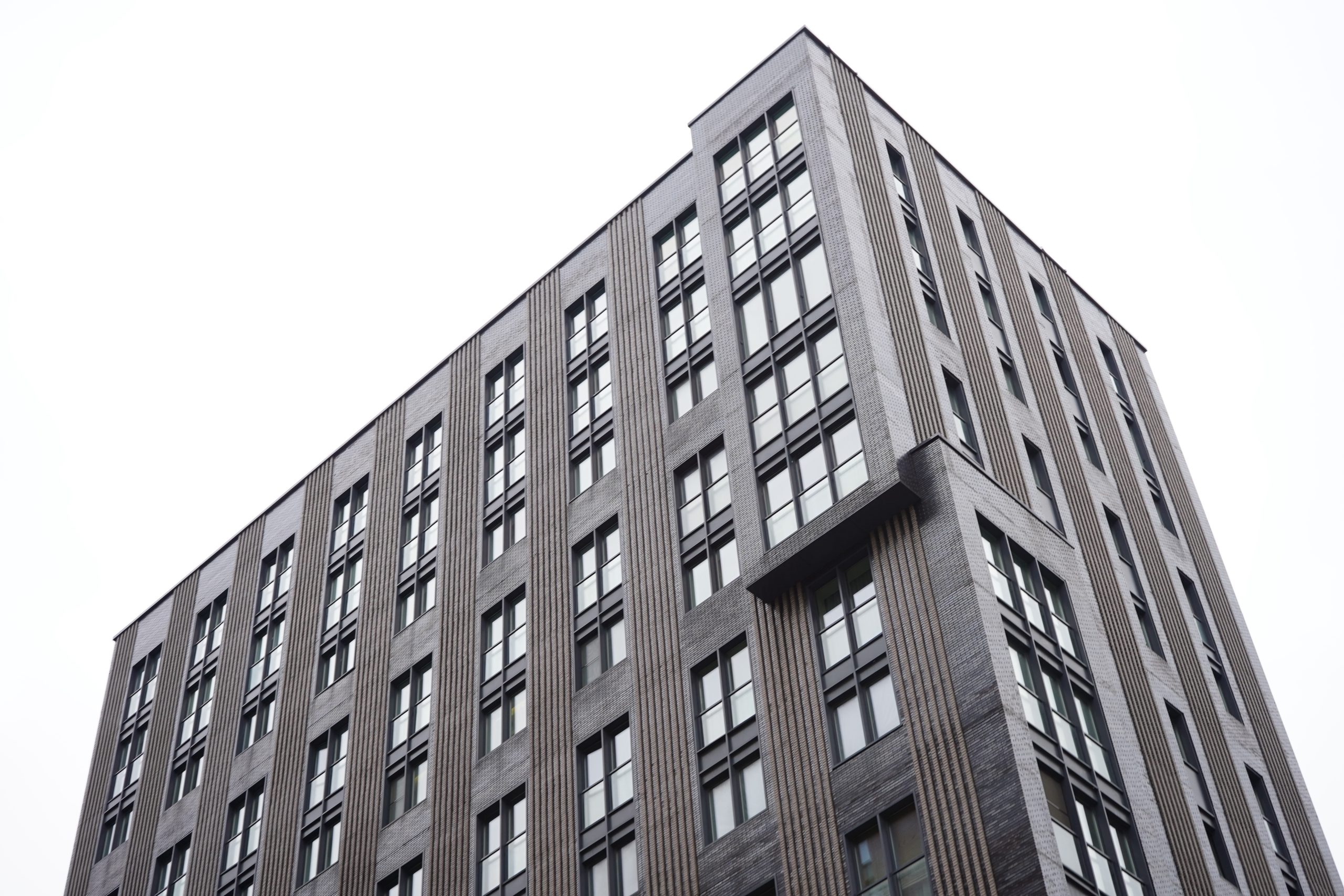 Новый дом — новая жизнь: в ноябре жители 3 домов в ТАО завершили процесс оформления документов для переезда