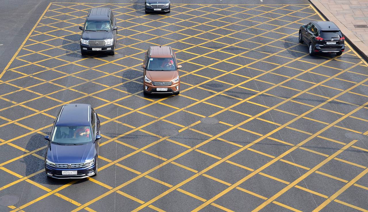 Беспилотные автомобили будут допущены на дороги России в 2028 году