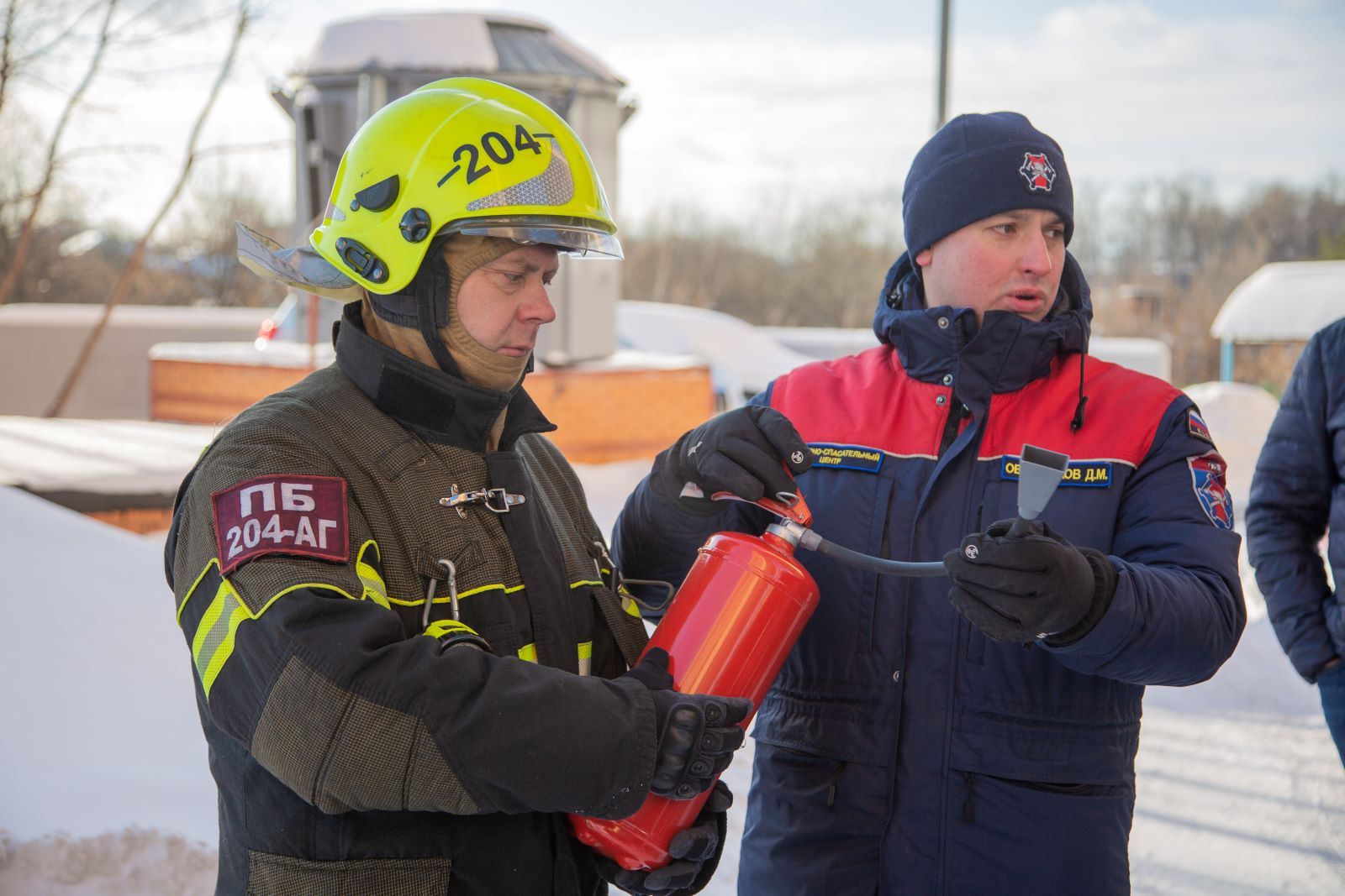 Профилактика – залог безопасности: как пожарные и спасатели столицы обеспечивали защиту горожан в новогодние праздники