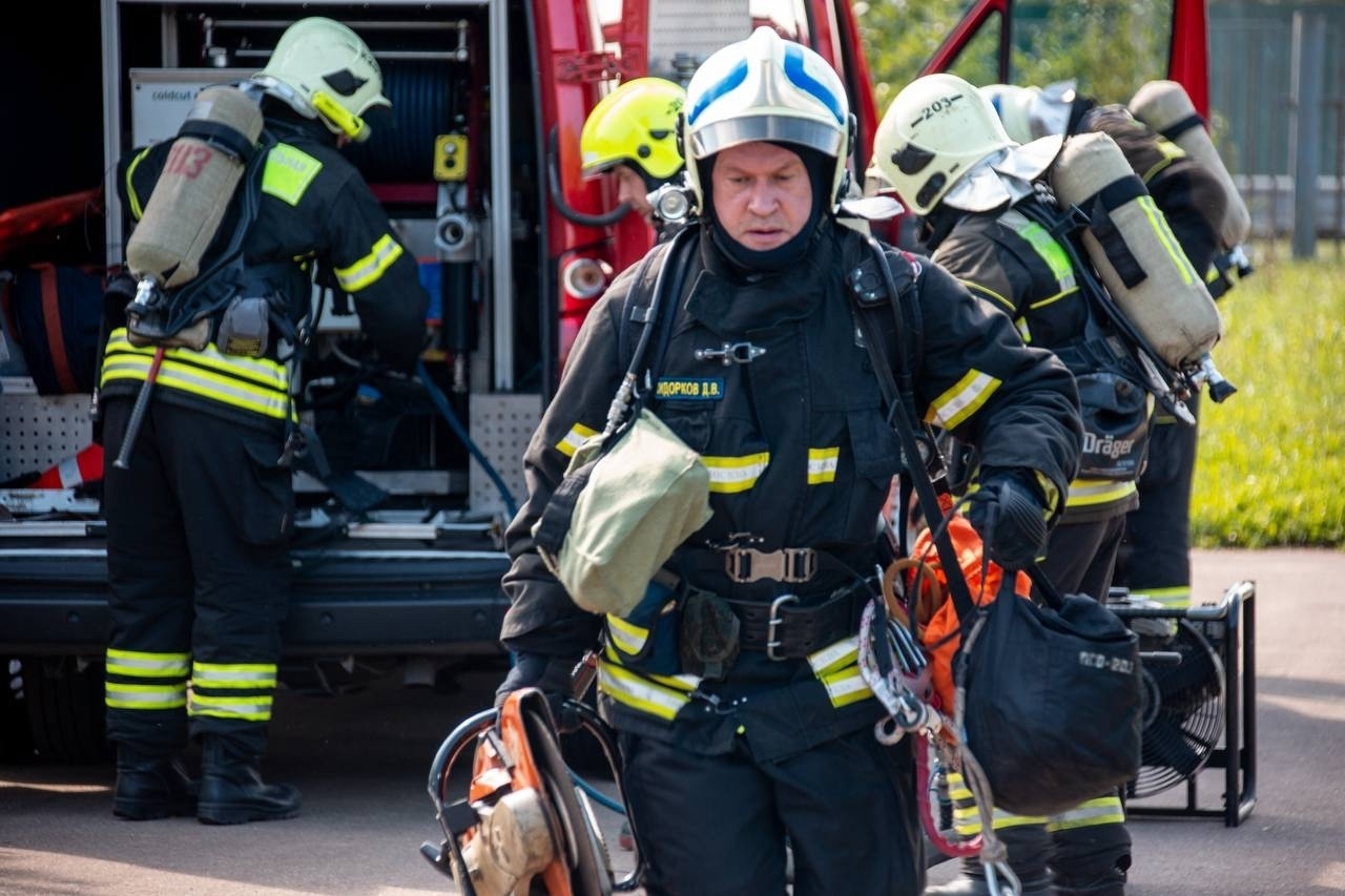 Спасатель по призванию: начальник аварийно-спасательного отряда № 8 рассказал о своем профессиональном пути